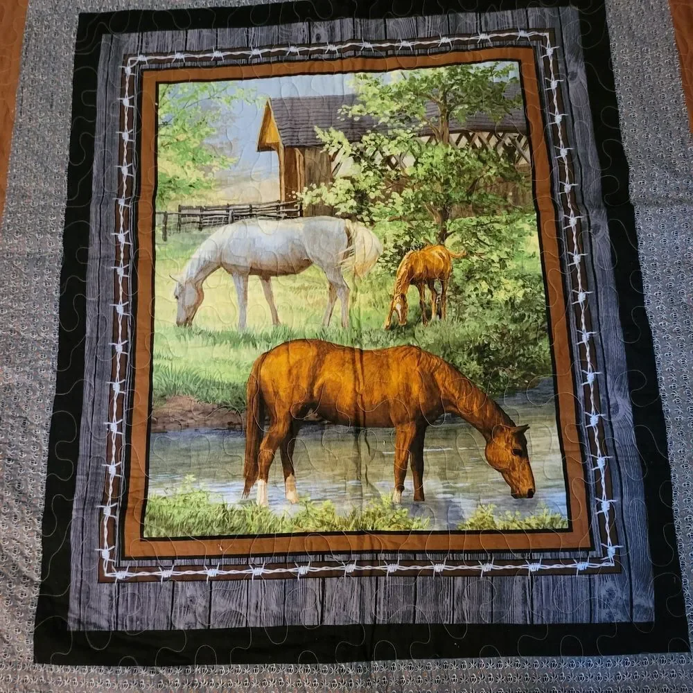 Horse-Themed Quilt with Black and Brown Accents